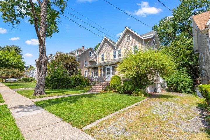 Property Photo: 183 Oakdene Ave NJ 07666