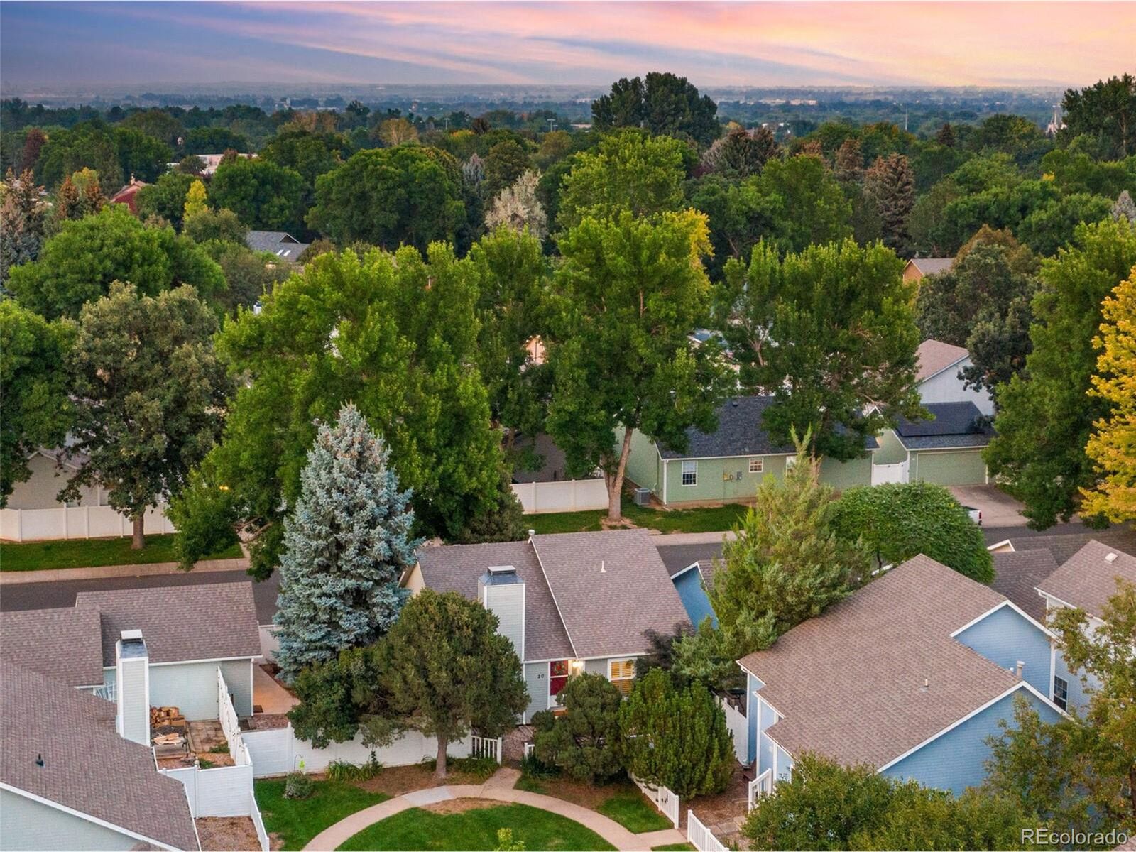 Property Photo: 1202 Niagara Dr 20 CO 80525