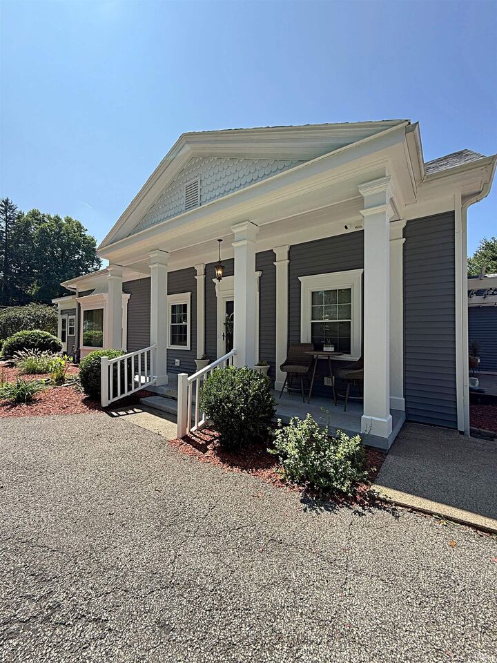 Property Photo: 4 Apraw Road IN 47501