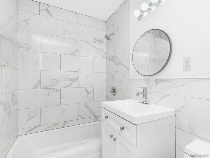 Property Photo:  1966 Newbold 1510  NY 10472 