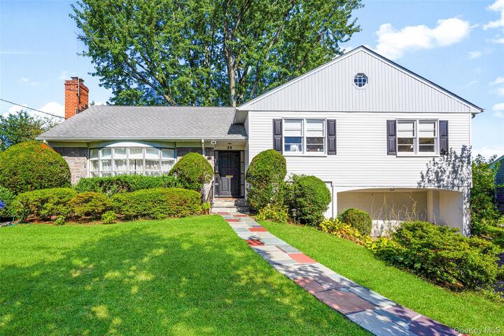 Property Photo:  28 Durham Road  NY 10605 