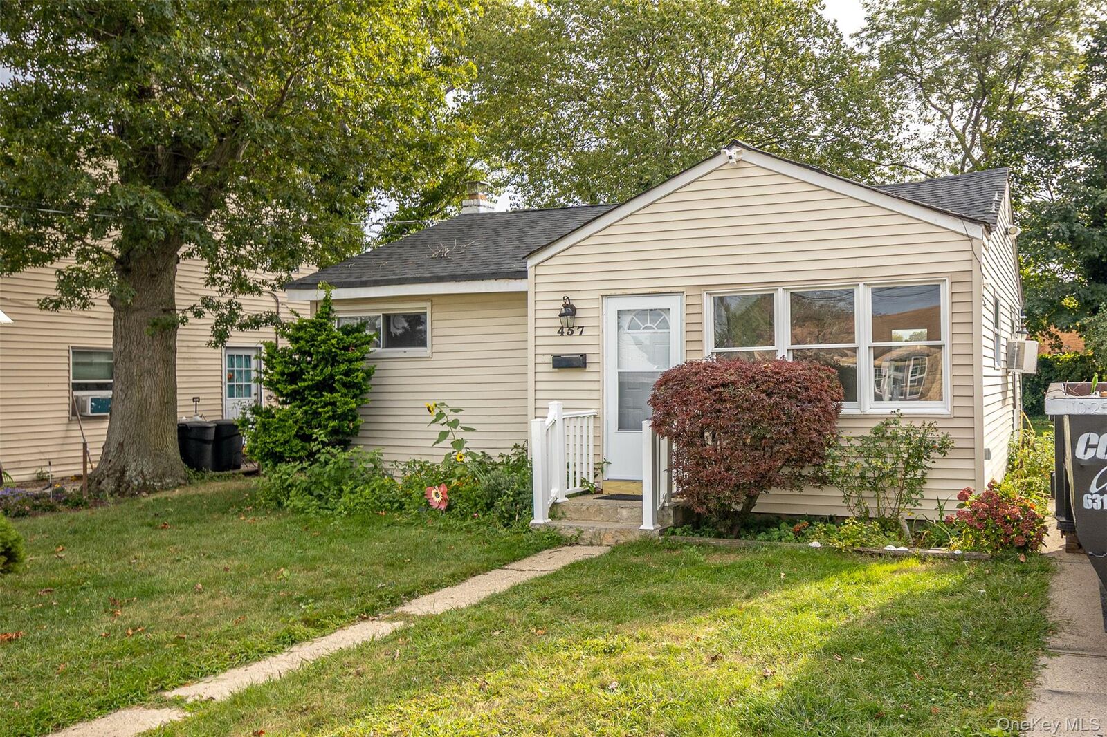 Property Photo:  457 N Monroe Avenue  NY 11757 