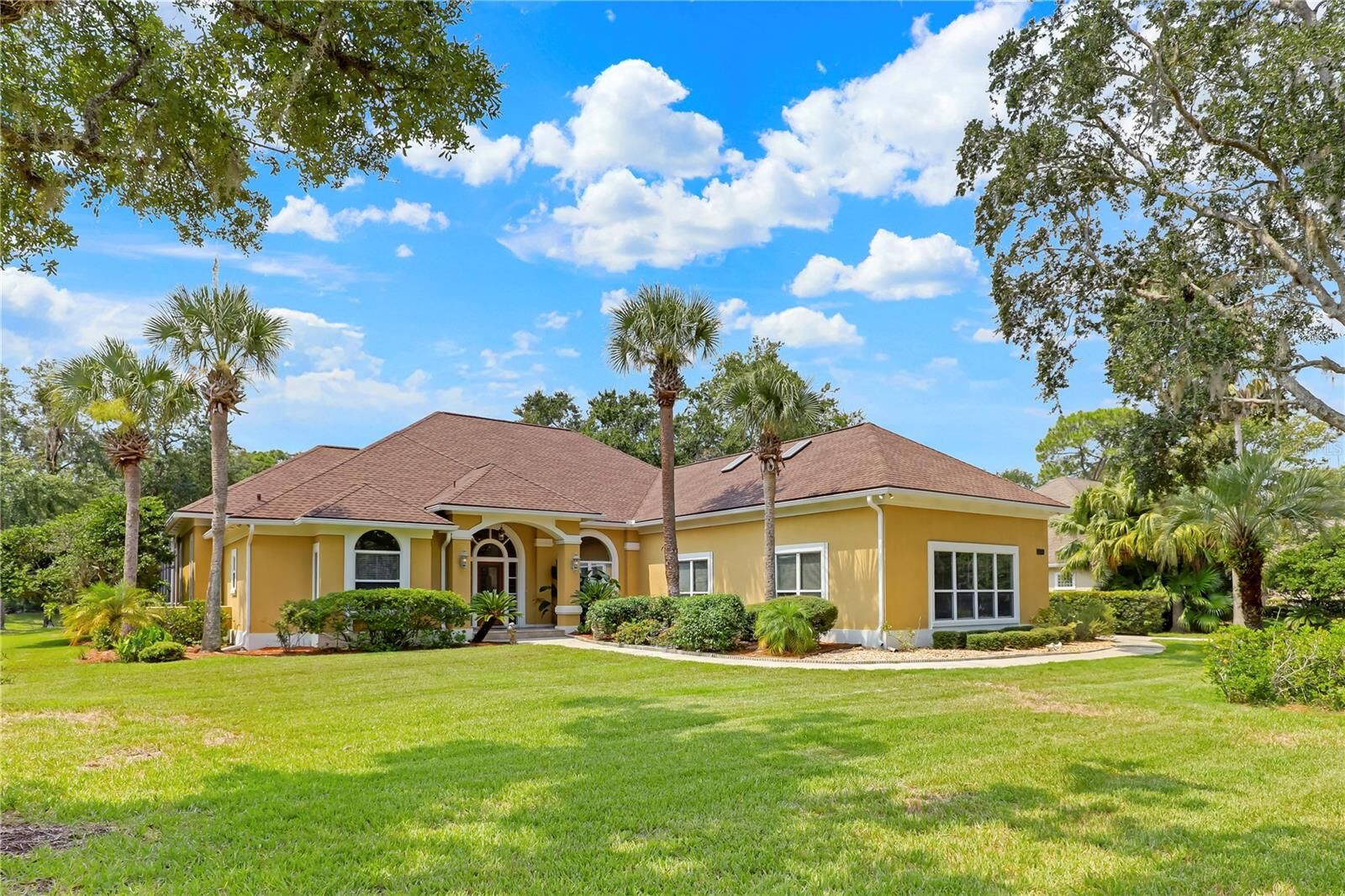 Property Photo:  2216 Salt Myrtle Lane  FL 32003 