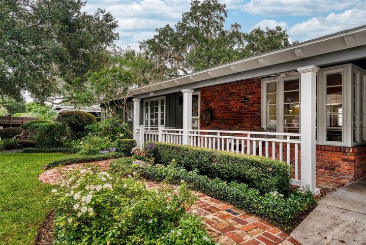 Property Photo: 1811 Maplewood Drive FL 32803