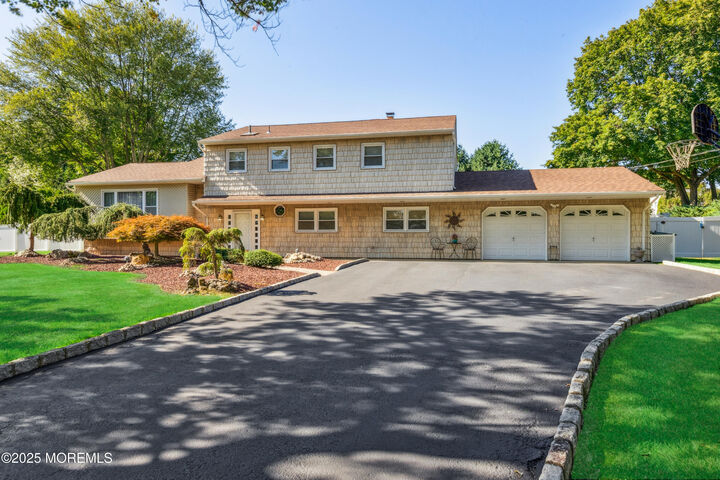 Property Photo:  123 Woodcrest Drive  NJ 07728 