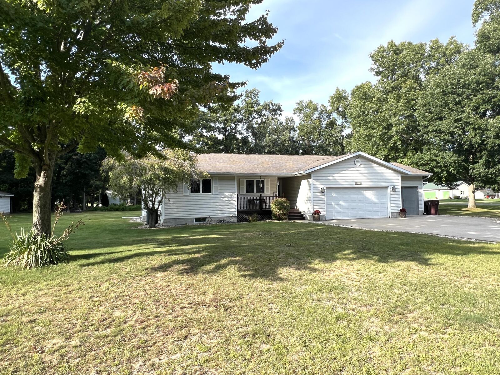 Property Photo: 3110 Meyers Drive MI 49442