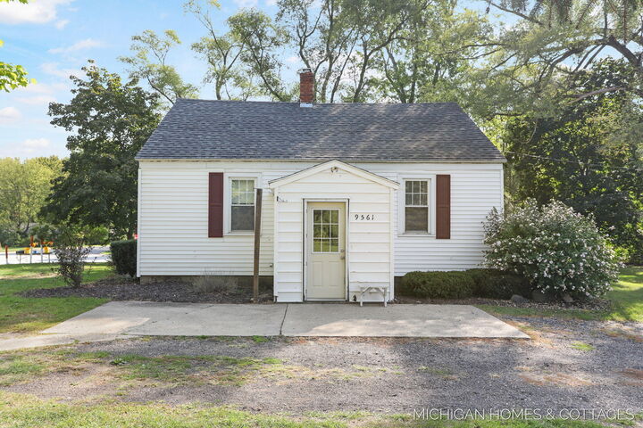 Property Photo:  9561 96th Avenue  MI 49464 