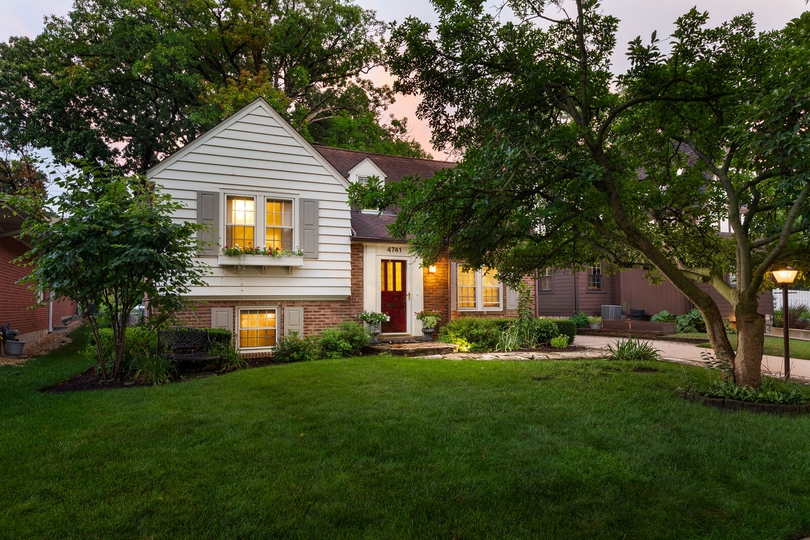 Property Photo: 4741 Montgomery Avenue IL 60515