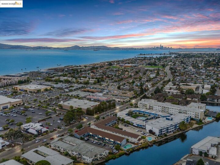 2209 Otis Dr L  Alameda CA 94501 photo