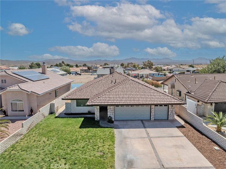 Property Photo:  26335 Catamaran Lane  CA 92342 