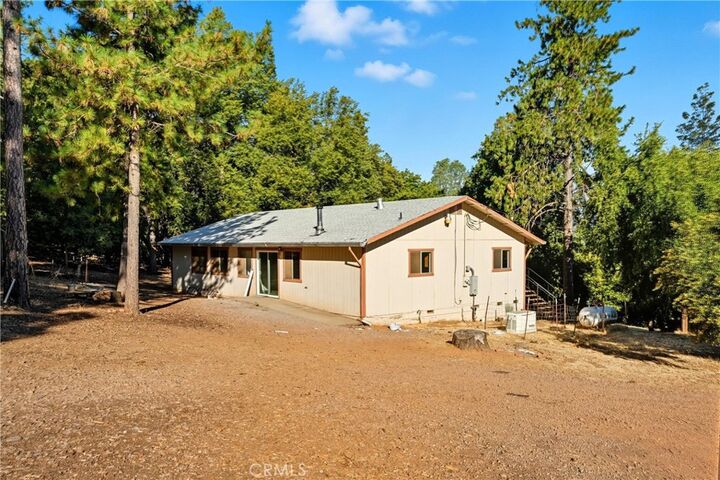 Property Photo:  13028 Riata Road  CA 95457 