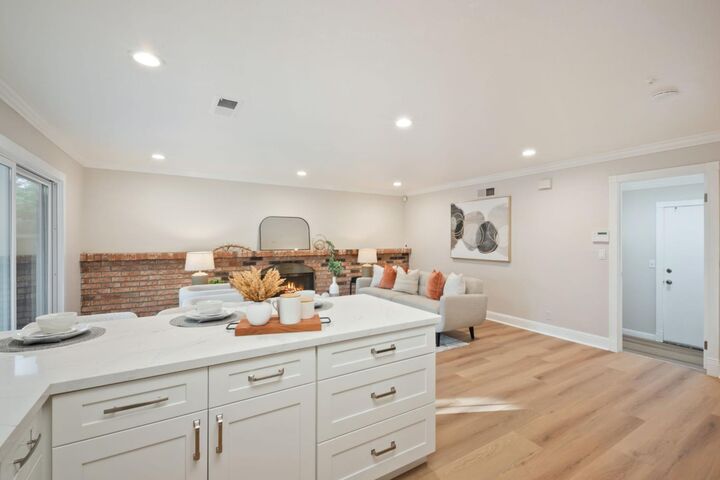 Property Photo:  673 Kirk Glen Drive  CA 95133 