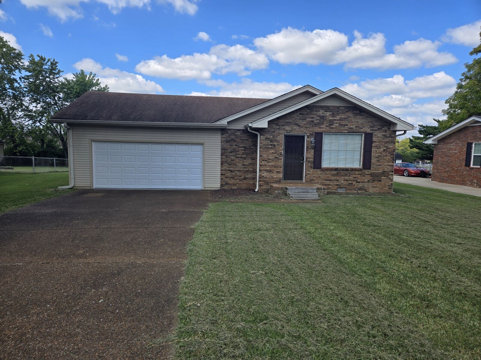 Property Photo:  618 Cross St  TN 37066 