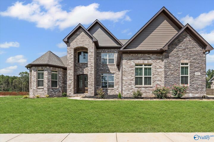Property Photo:  101 Lomond Branch  AL 35756 