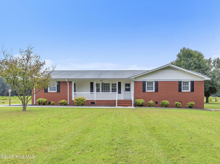 653 Old Chinquapin Road  Beulaville NC 28518 photo