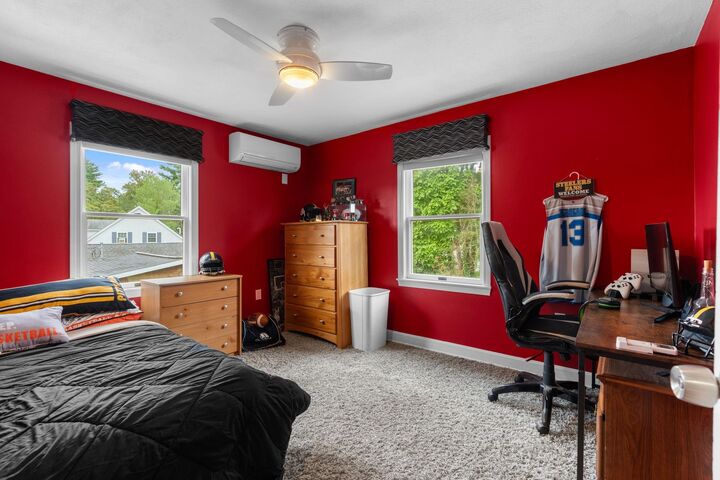 Property Photo:  18 Field Avenue  NH 03079 