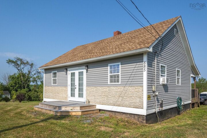 Property Photo:  885 Highway 236  NS B0N 2A0 