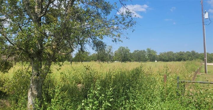 Property Photo:  Tbd Holder Lot 1 Road  TX 75165 