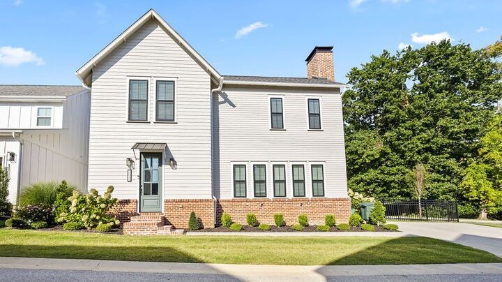 2638 N Wallis Aly  Fayetteville AR 72703 photo