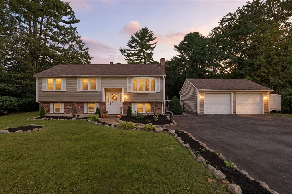 Property Photo:  42 Fairmeadow Rd  MA 01887 