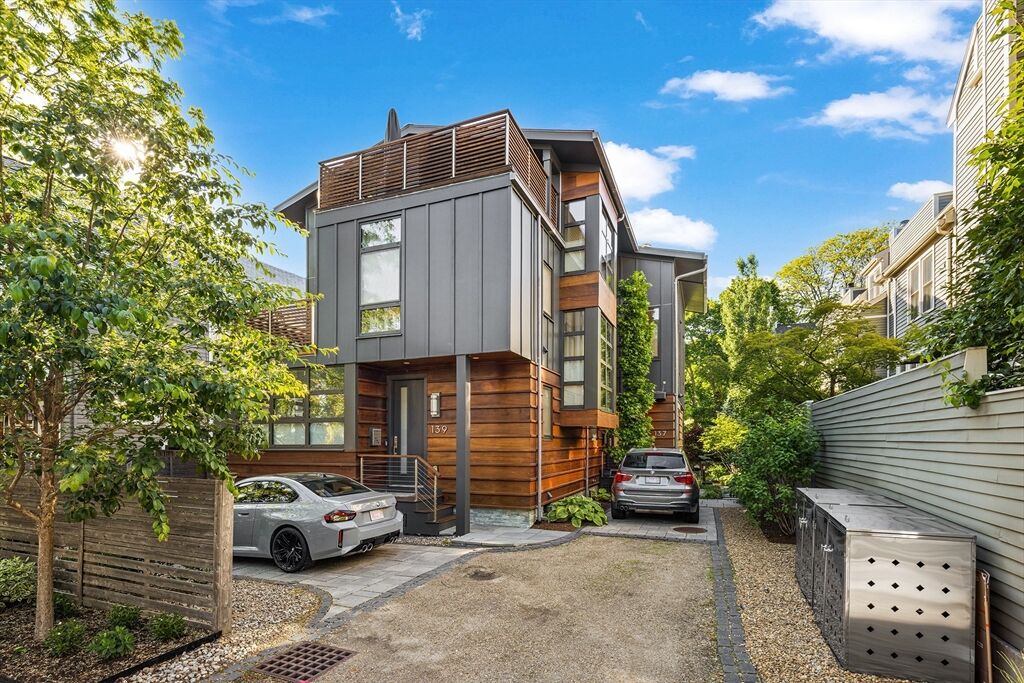 Property Photo:  137 Walden St #137  MA 02140 