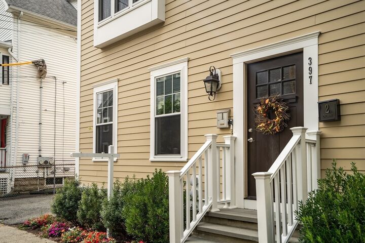397 Norfolk St 1  Cambridge MA 02139 photo