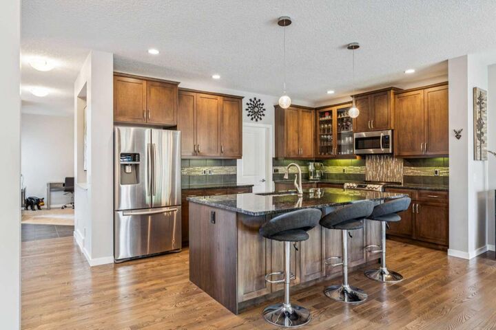 Property Photo:  263 Mountainview Drive  AB T1S 0N1 