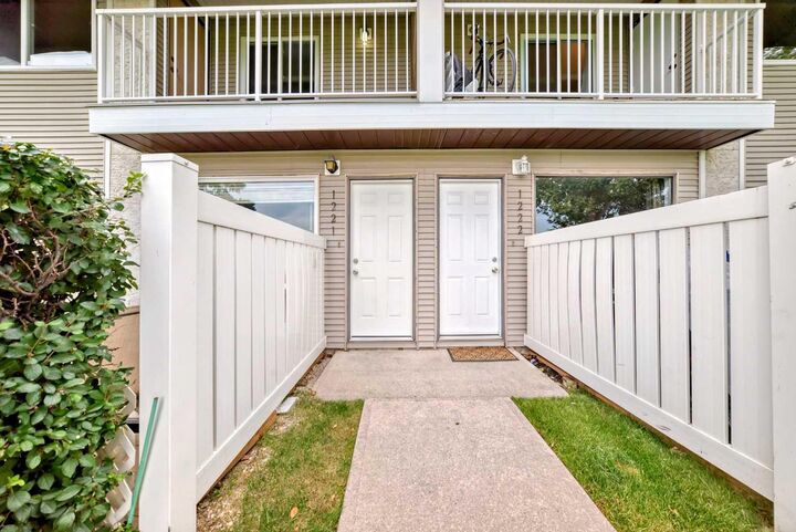 Property Photo:  200 Brookpark Drive SW 1221  AB T2W 3E5 
