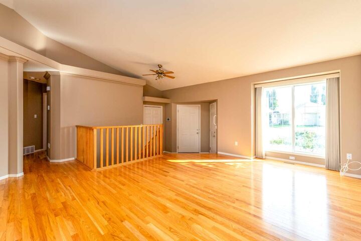 Property Photo:  5908 24 Street Close S  AB T9V 3J5 