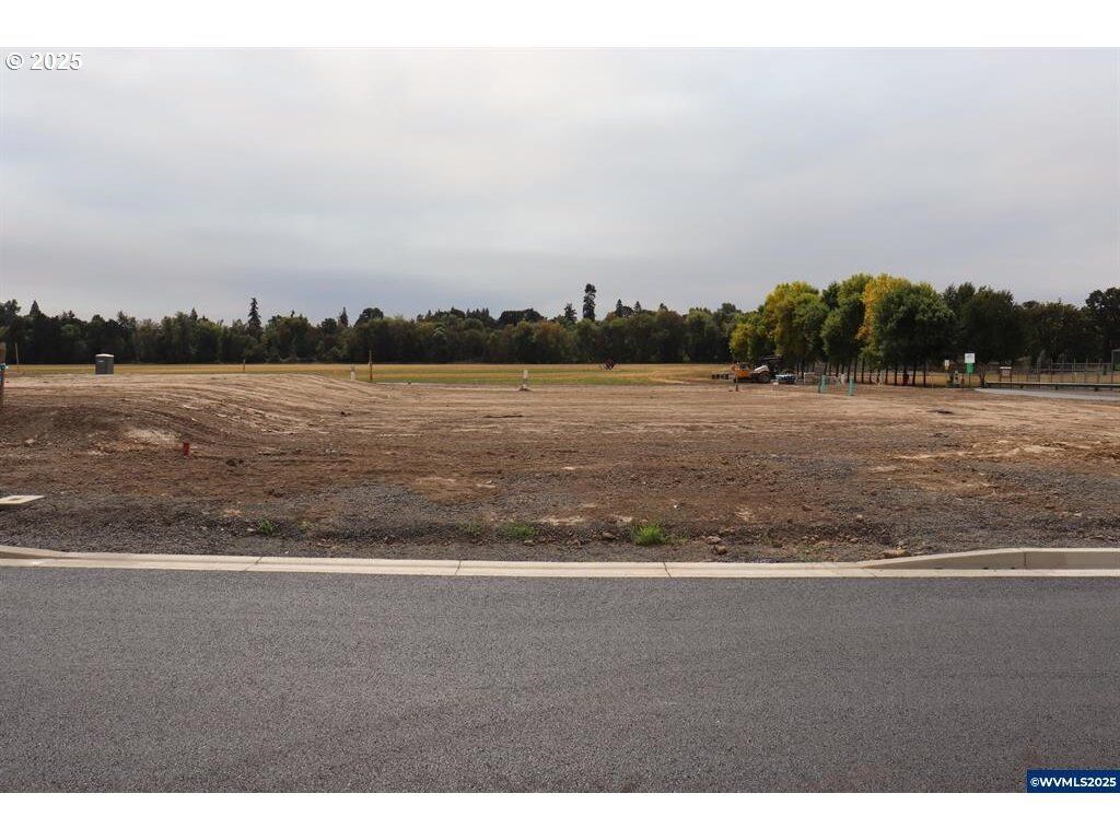 Property Photo: Lot 3 Block 6 OR 97111