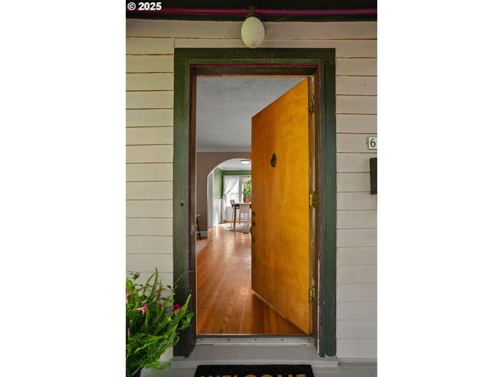 Property Photo: 6216 NE 29th Ave OR 97211