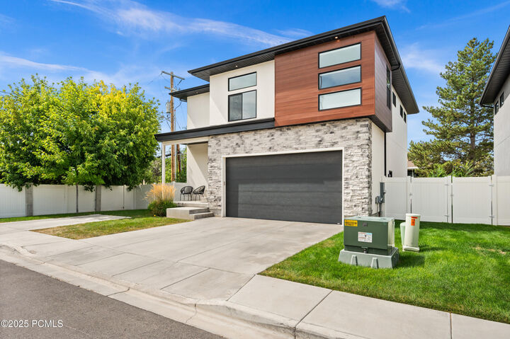 Property Photo:  4256 S Valentina Bay  UT 84124 