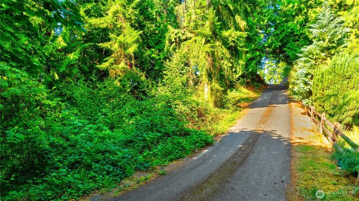 Property Photo: 175 Xx 72nd Avenue W WA 98026