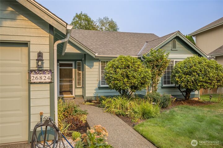 Property Photo:  26824  115th Place SE  WA 98030 