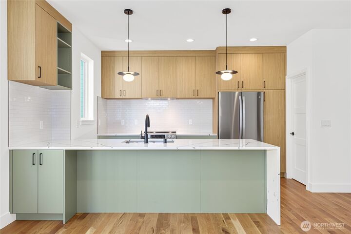 Property Photo: 2737 59th Avenue SW WA 98116