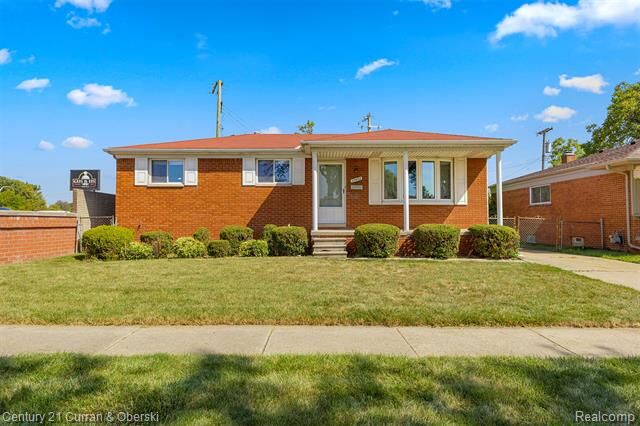 Property Photo: 17452 Cicotte Avenue MI 48101