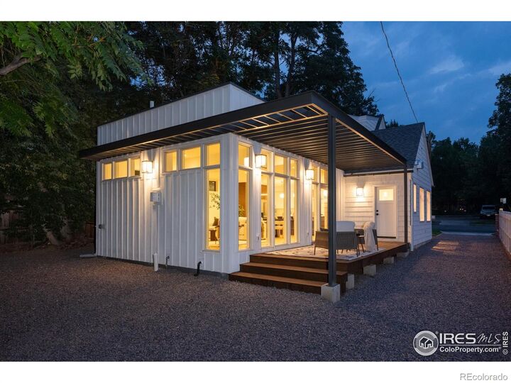 Property Photo:  934 Spruce Street  CO 80302 