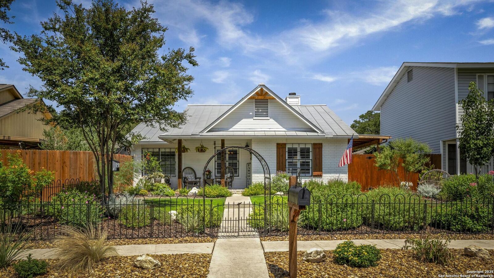 Property Photo: 13642 Princes Knolls TX 78231