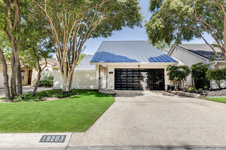 19203 W Birdsong  San Antonio TX 78258 photo