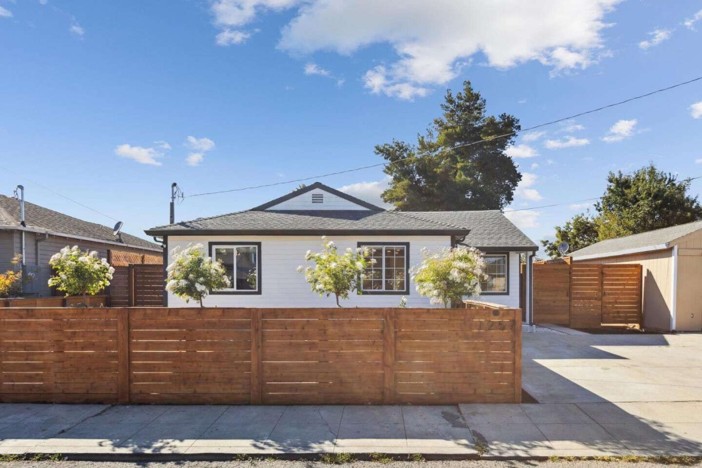 Property Photo:  1257 Laurel Avenue  CA 94303 