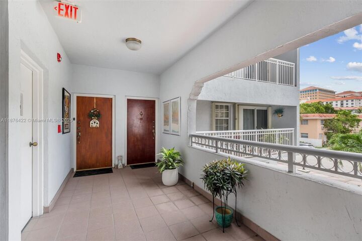 Property Photo:  49 Majorca Ave 203  FL 33134 