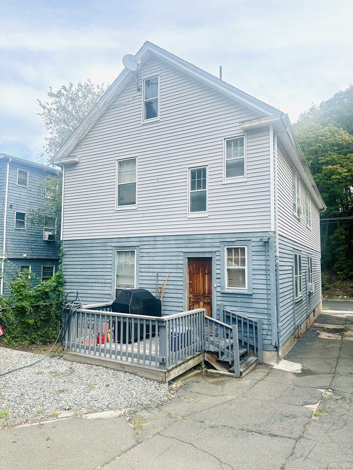 Property Photo:  98 Quinnipiac Avenue  CT 06513 