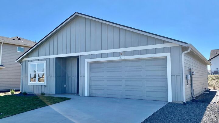 Property Photo:  5725 S Zabo Rd  WA 99224 