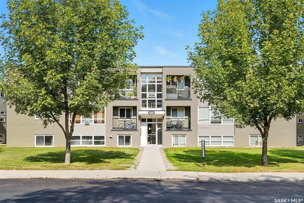 Property Photo: 605 Wilson Crescent 11 SK S7J 2M2