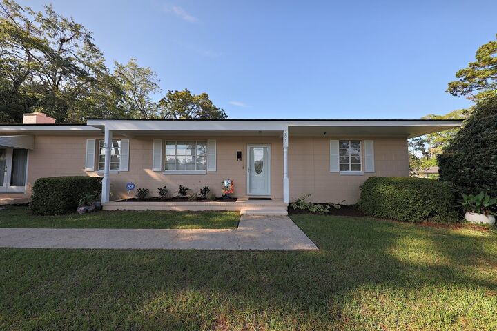 Property Photo: 307 Varnedoe GA 31792