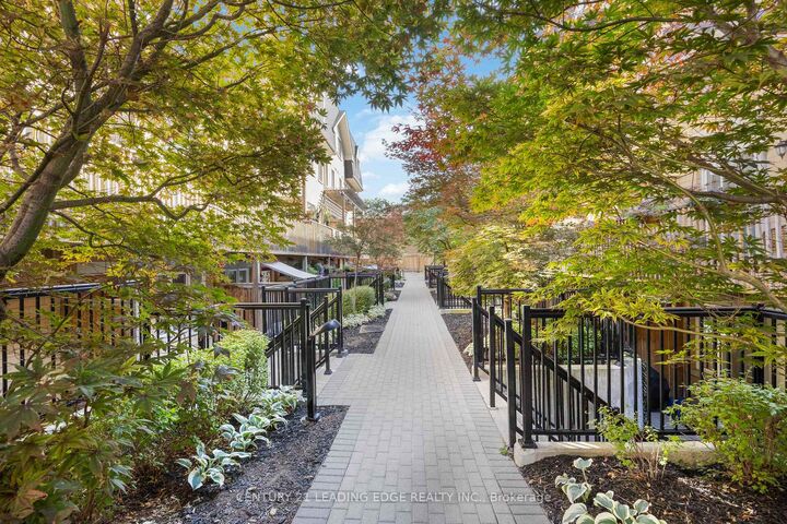 Property Photo:  380 Hopewell Avenue 120  ON M6E 2S2 