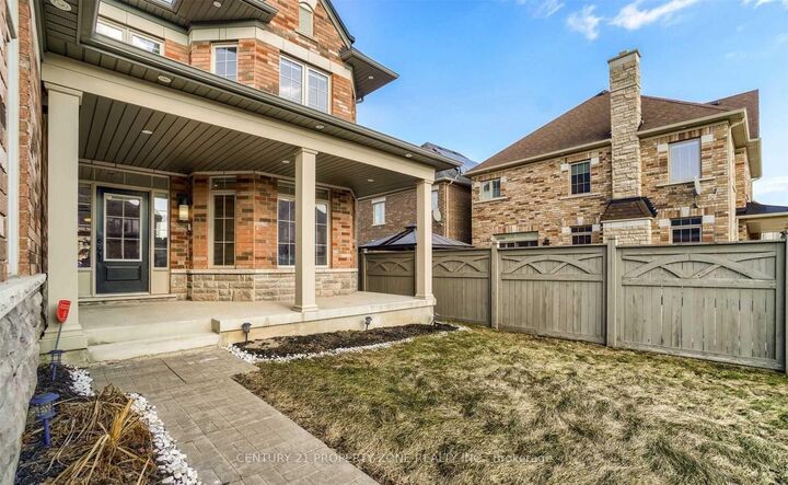 Photo de la propriété: 3 Jewelville Street ON L6X 0E4