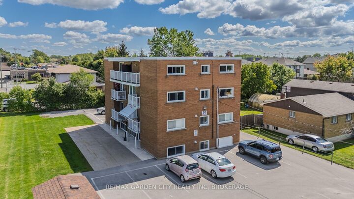 30 Cunningham Street  Thorold ON L2V 3K8 photo