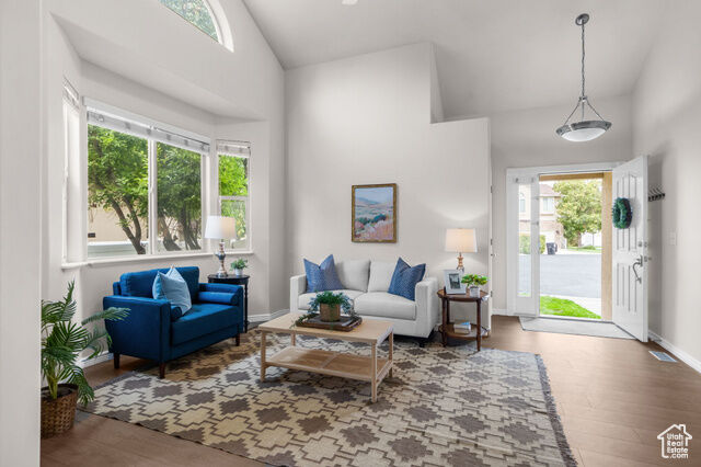 Property Photo:  1364 E Old Maple Ct S  UT 84117 