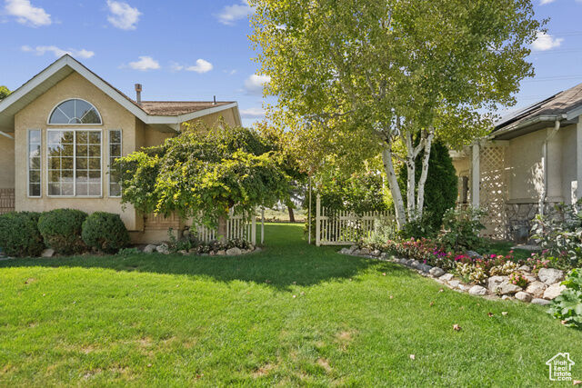 Property Photo:  5834 S Walden Rdg W  UT 84123 